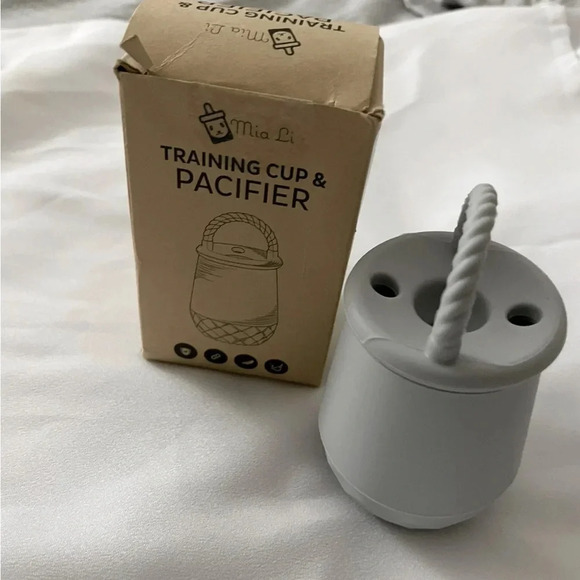 Mia Li Tiny Cup and Soothing Pacifier | Training Cups for Babies 2 - in - 1 - Picture 3 of 9